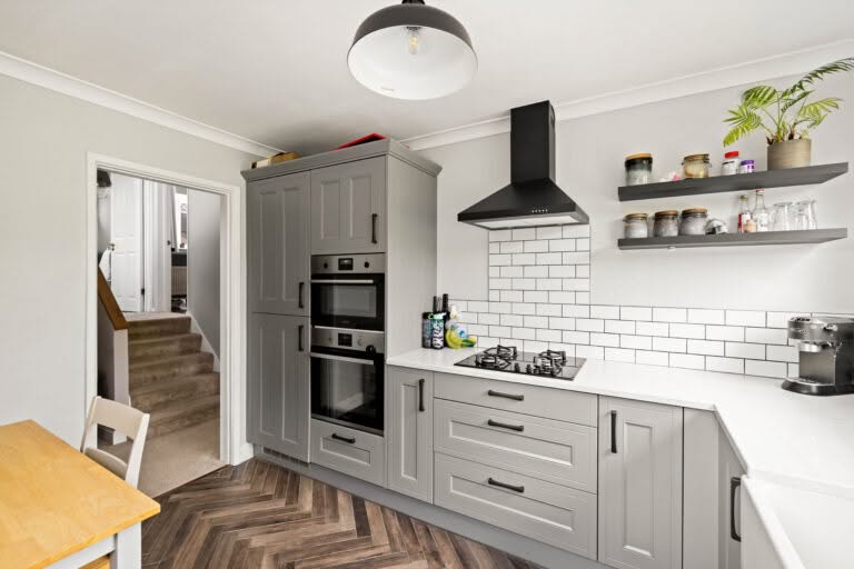 3 bedroom Semi-Detached House in Dover, Kent