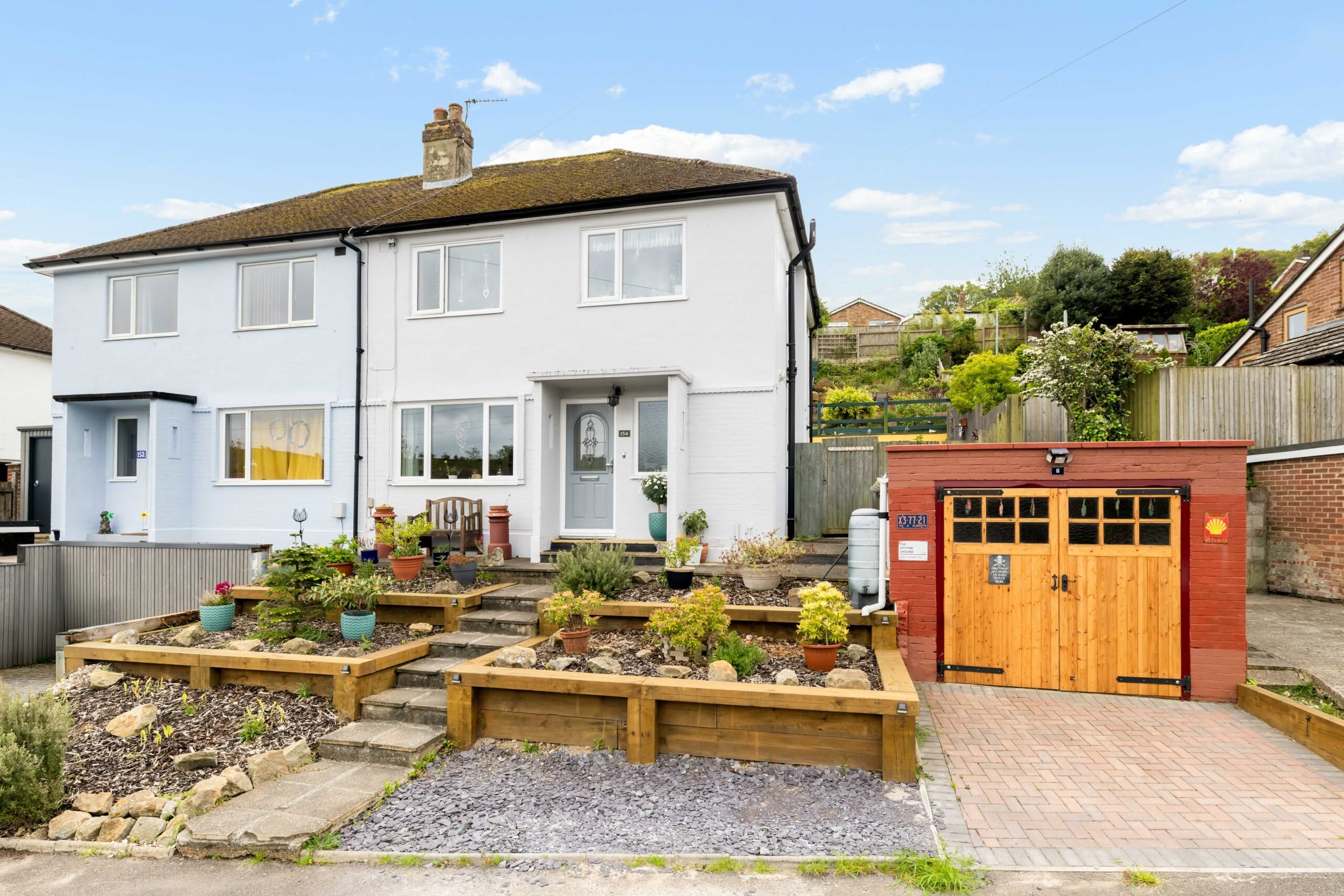 3 bedroom Semi-Detached House in Dover, Kent