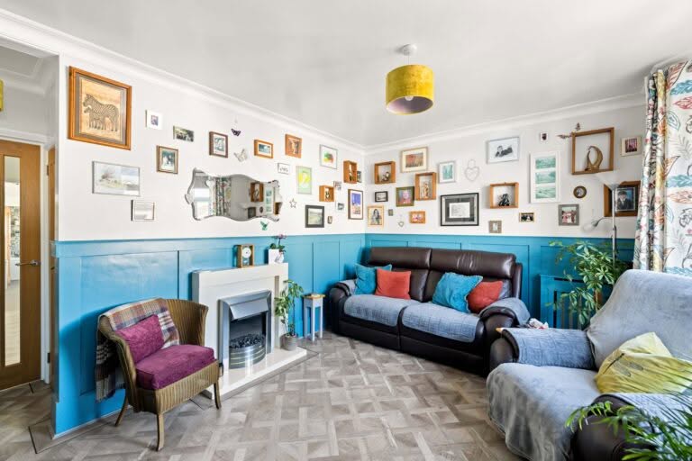 4 bedroom Semi-Detached House in Dover, Kent