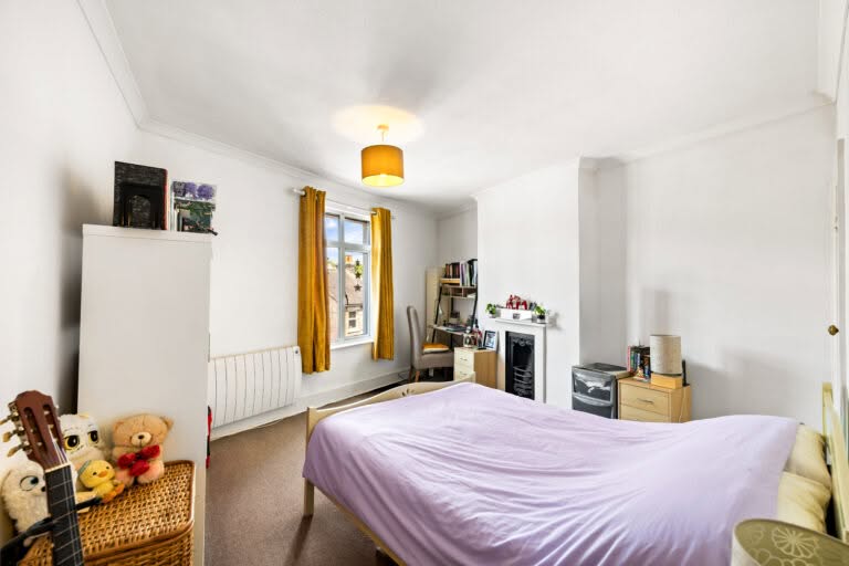 2 bedroom Terraced House in Dover, Kent