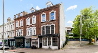 Flat 2, 21 Grace Hill