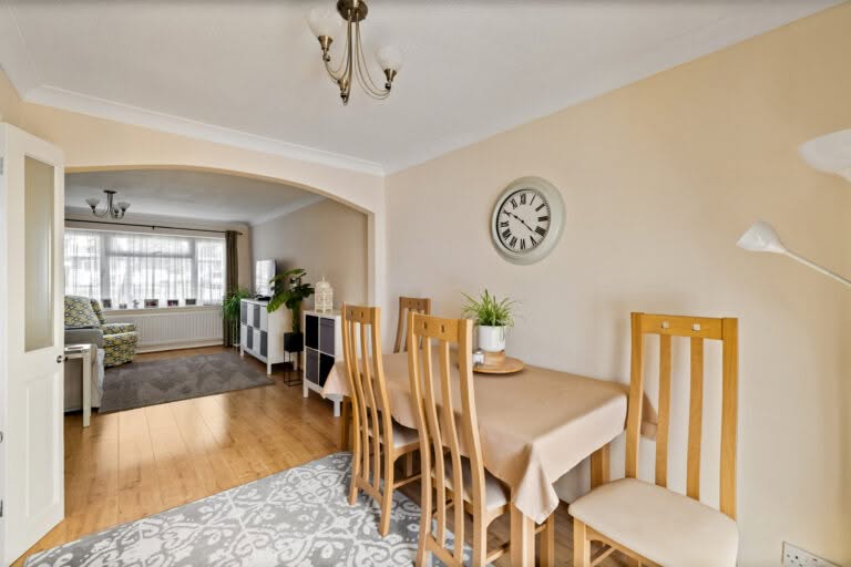 3 bedroom Semi-Detached House in Dover, Kent