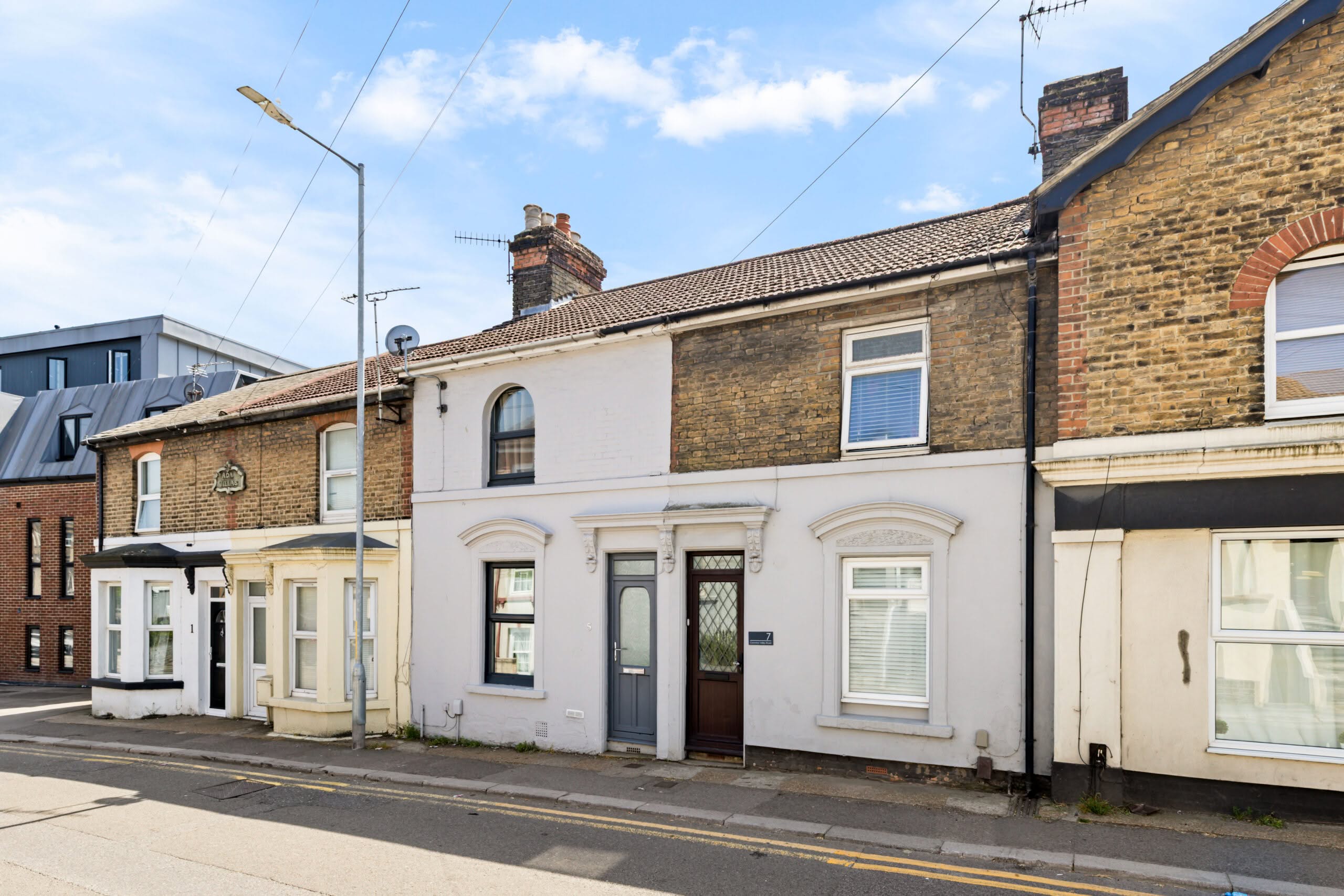 2 bedroom Terraced House in Dover, Kent