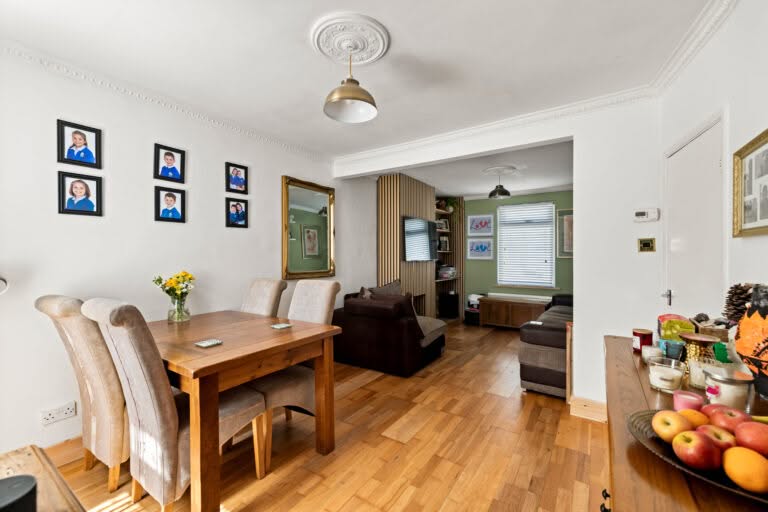 2 bedroom Terraced House in Dover, Kent
