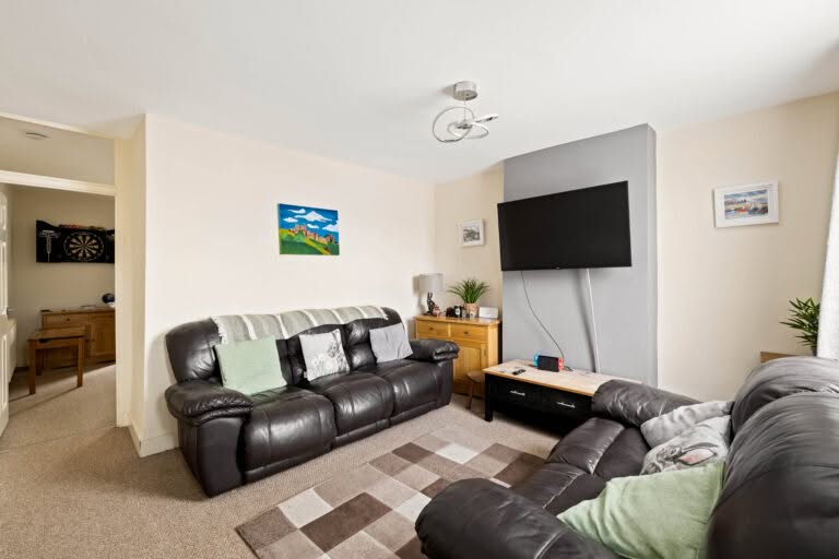 2 bedroom Terraced House in Dover, Kent