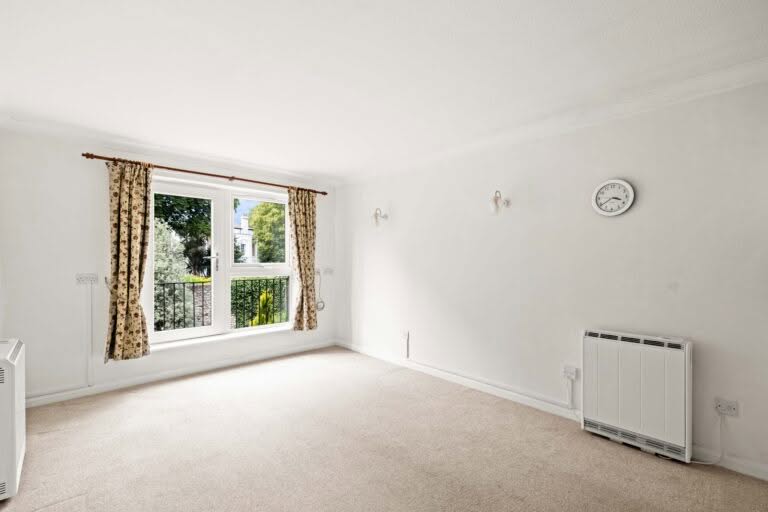1 bedroom Flat in Dover, Kent