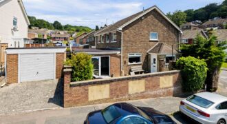 110 Templeside