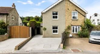 4 Rose Cottage Lower Road
