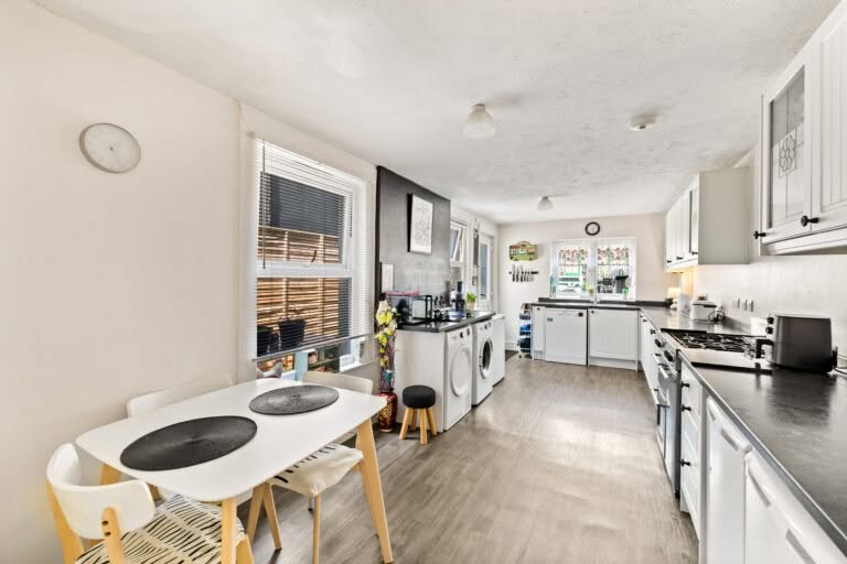 3 bedroom Terraced House in Dover, Kent