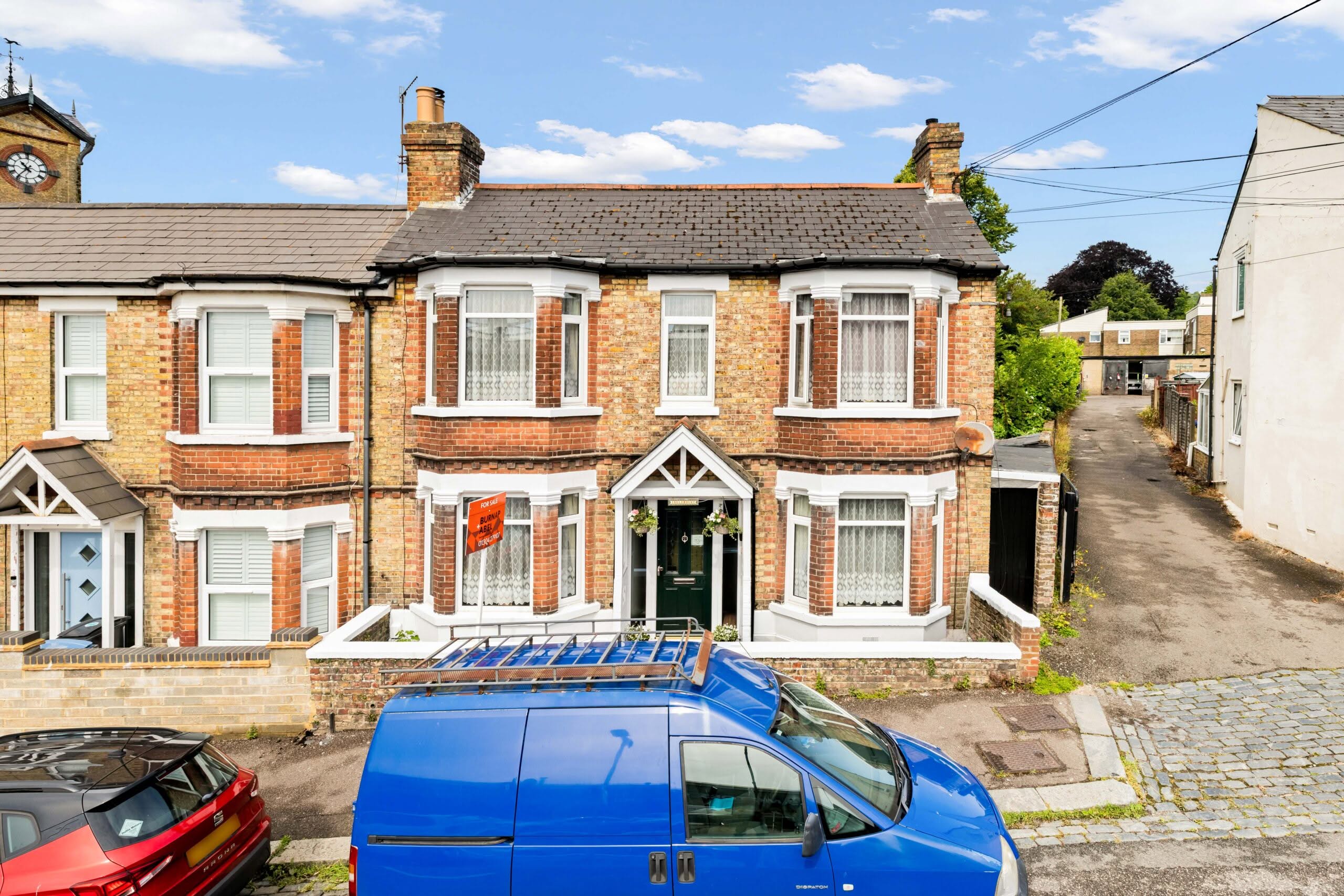 3 bedroom Semi-Detached House in Dover, Kent