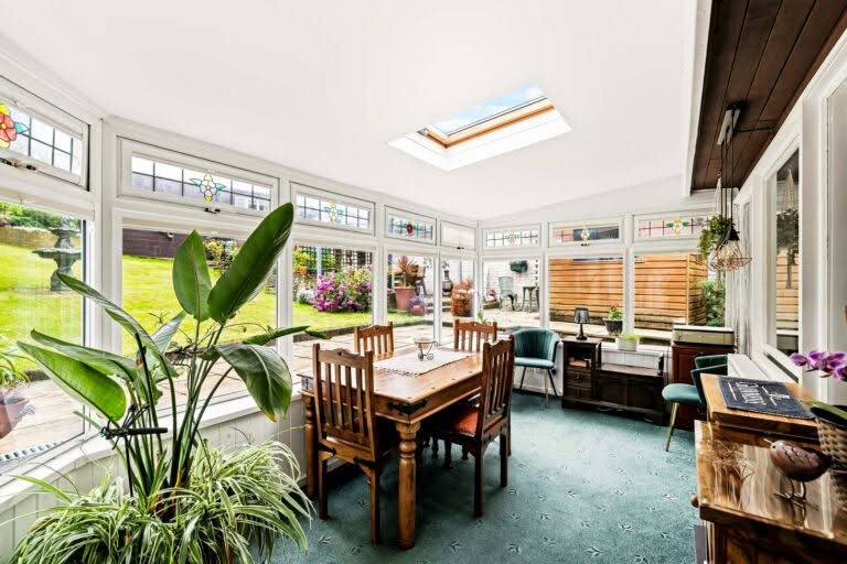 2 bedroom Semi-Detached Bungalow in Dover, Kent