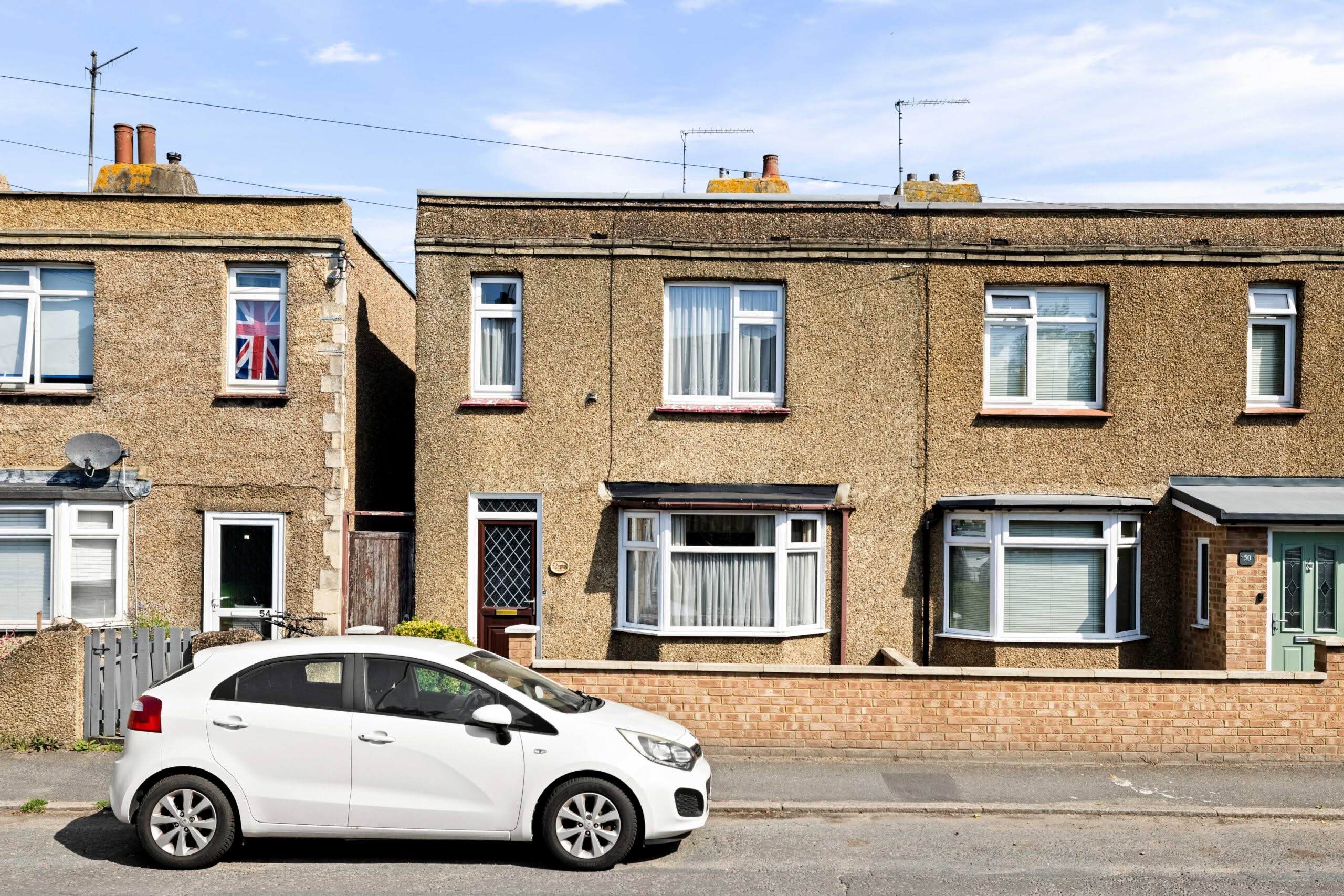3 bedroom Semi-Detached House in Hythe, Kent