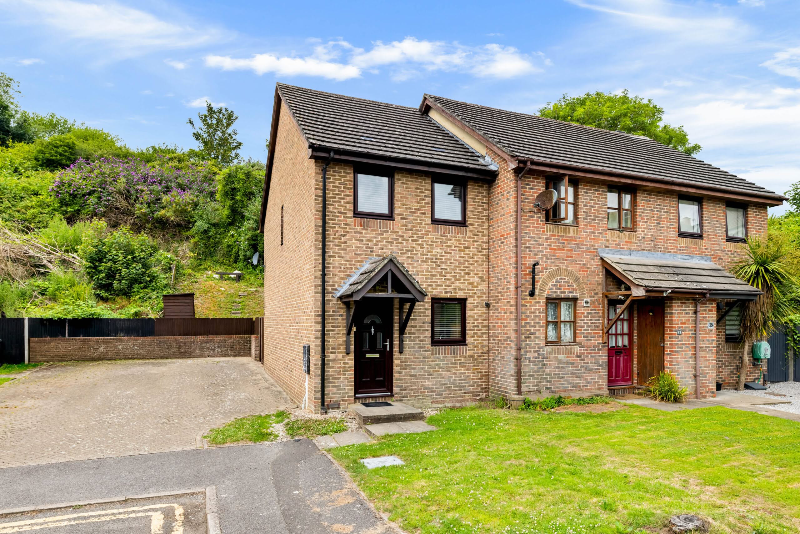 2 bedroom End of Terrace House in Dover, Kent