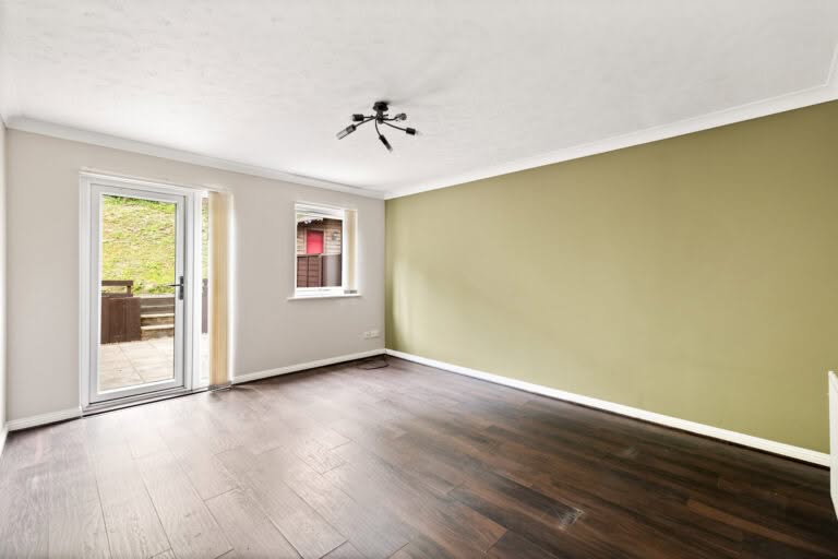 2 bedroom End of Terrace House in Dover, Kent