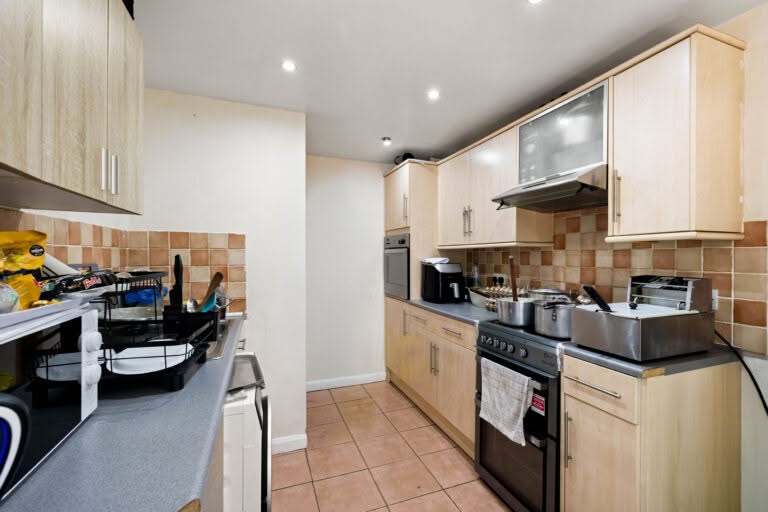 4 bedroom Terraced House in Folkestone, Kent