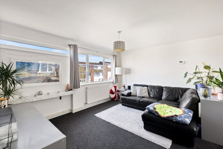 3 bedroom End of Terrace House in Folkestone, Kent
