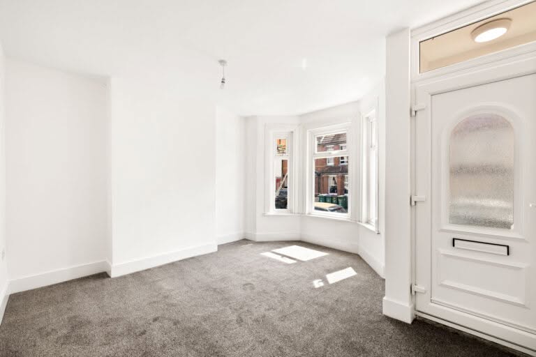 4 bedroom Terraced House in Folkestone, Kent
