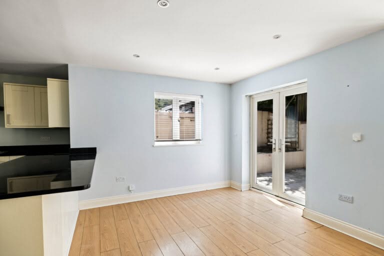 3 bedroom Semi-Detached House in Dover, Kent