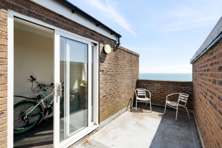 1 bedroom Flat in Folkestone, Kent