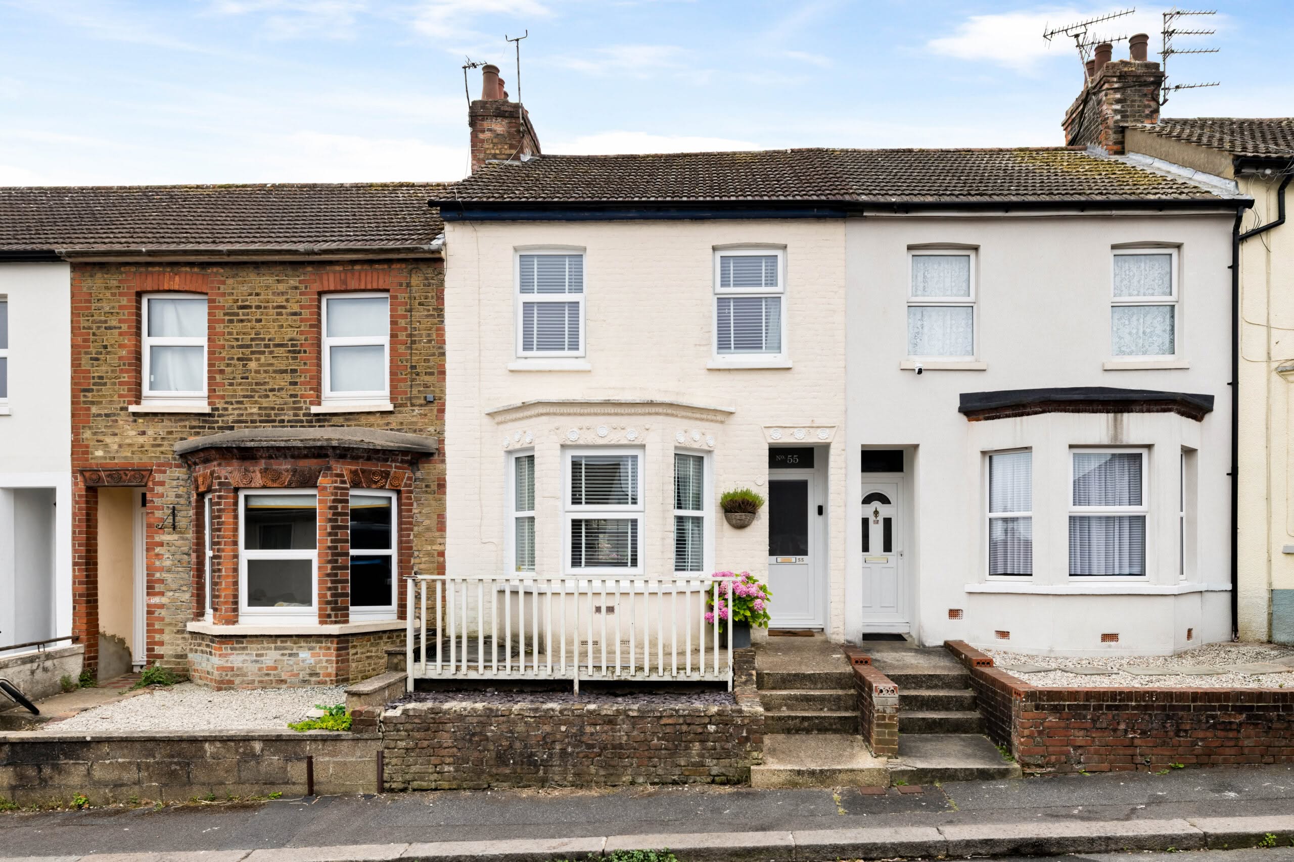 2 bedroom Terraced House in Dover, Kent