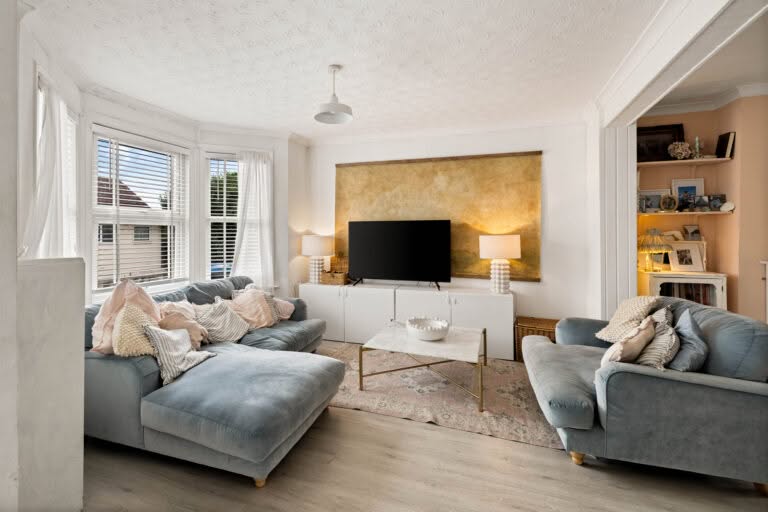 2 bedroom Terraced House in Dover, Kent