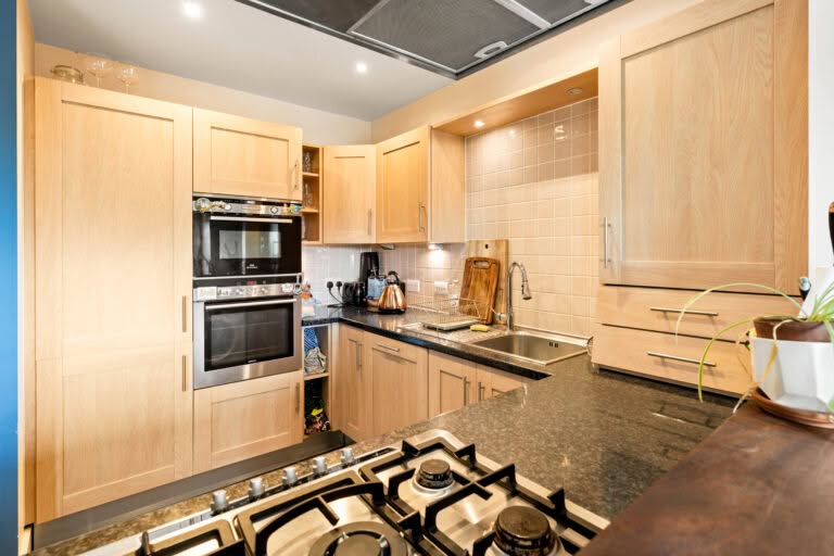 2 bedroom Apartment in Hythe, Kent