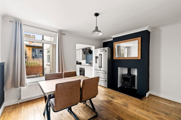 2 bedroom Terraced House in Dover, Kent