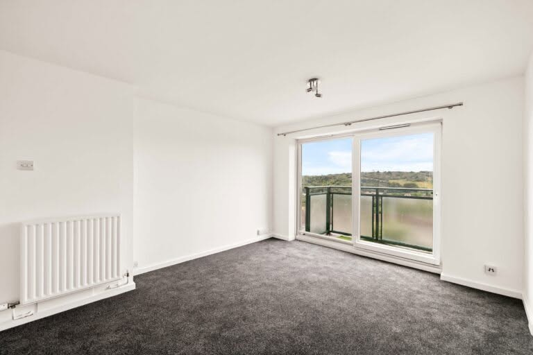 3 bedroom Flat in Dover, Kent