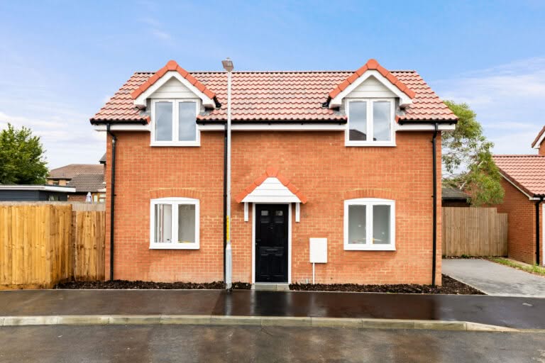 2 bedroom Detached House in Kent