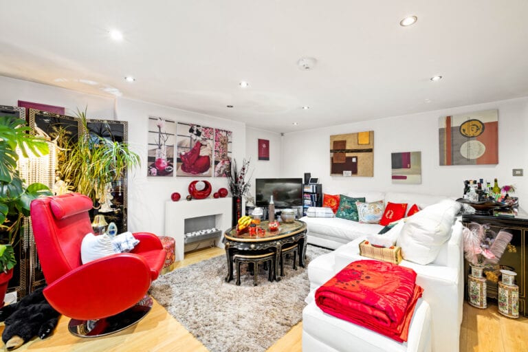 2 bedroom Flat in Dover, Kent