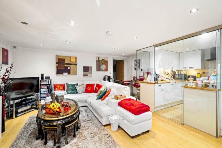 2 bedroom Flat in Dover, Kent
