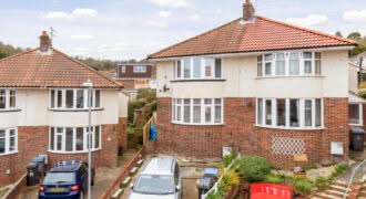 10 Crabble Close