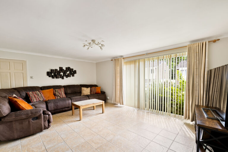 4 bedroom Detached House in Dover, Kent