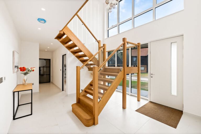 5 bedroom Detached House in Folkestone, Kent