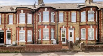 10 Markland Road