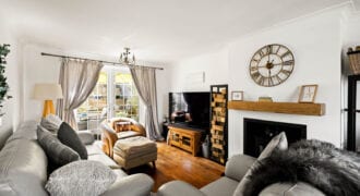 9 Westbury Crescent