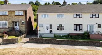 9 Westbury Crescent