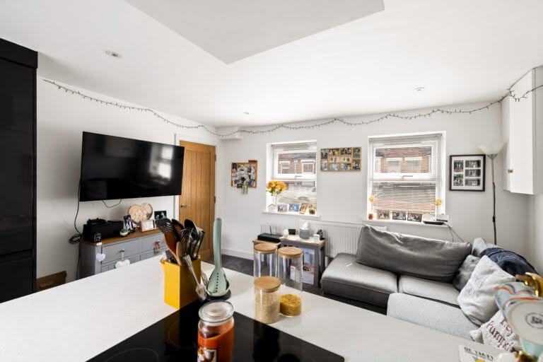 2 bedroom End of Terrace House in Folkestone, Kent