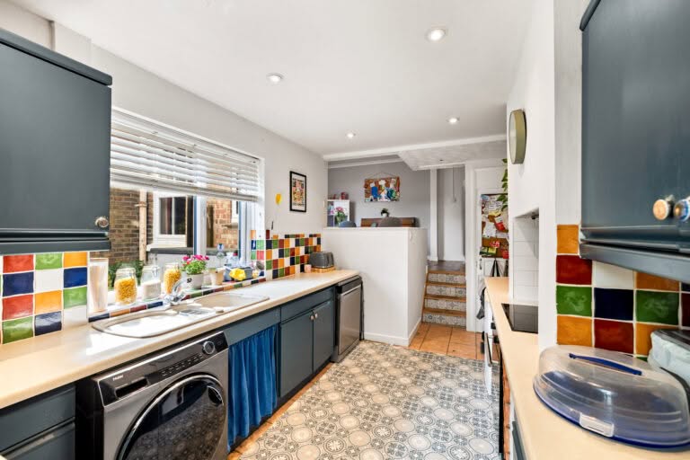 4 bedroom Terraced House in Folkestone, Kent