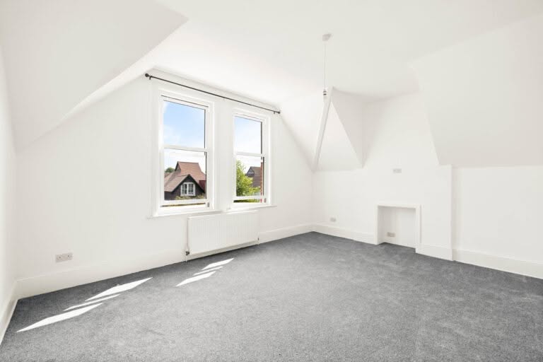 4 bedroom Maisonette in Folkestone, Kent