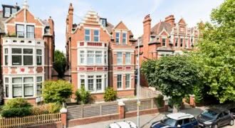 Flat E, 7 Grimston Avenue