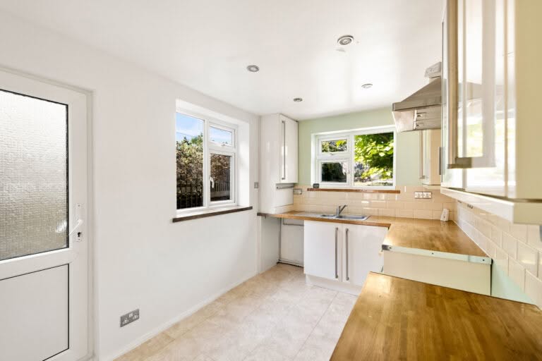 2 bedroom Terraced House in Dover, Kent