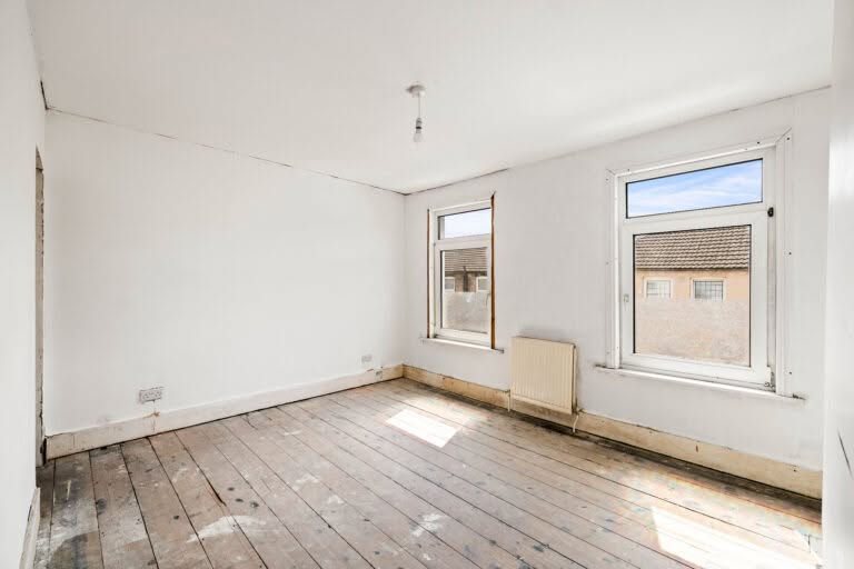2 bedroom Terraced House in Dover, Kent