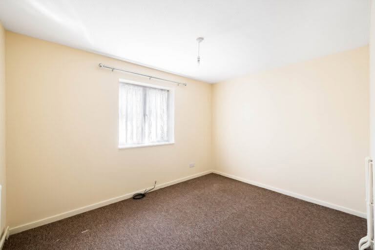 2 bedroom Terraced House in Dover, Kent