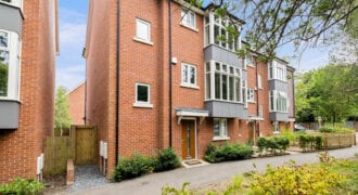 11 Snowdrop Walk Shorncliffe Road