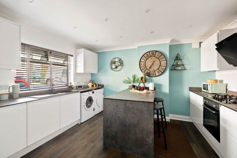 4 bedroom Terraced House in Folkestone, Kent