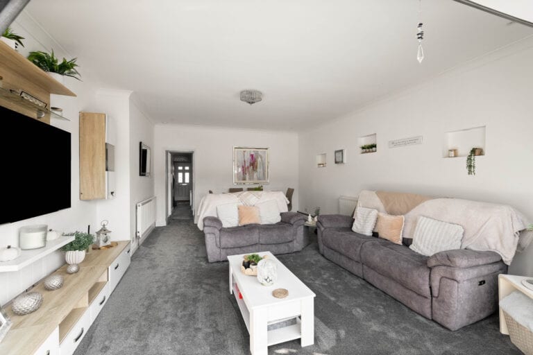 4 bedroom Terraced House in Folkestone, Kent