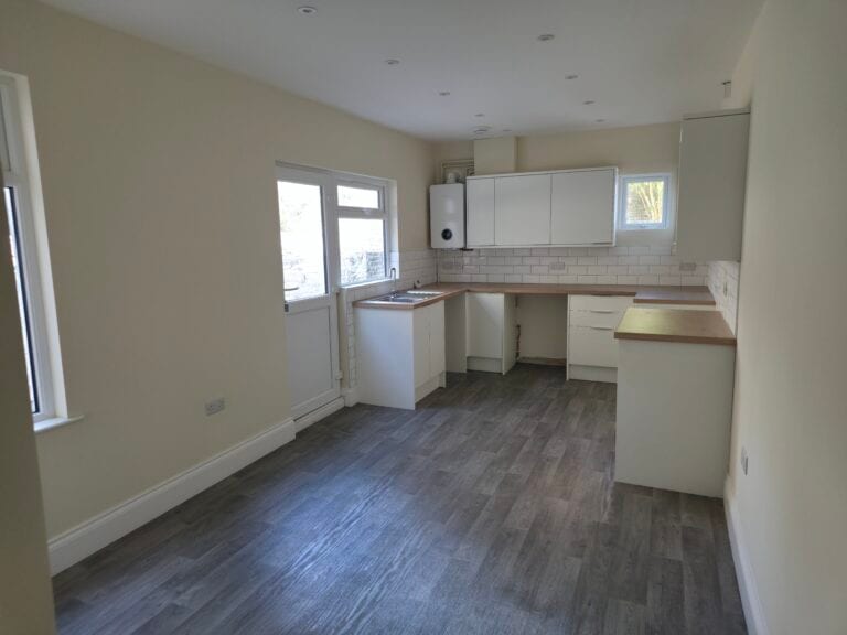 4 bedroom House (unspecified) in Dover, Kent