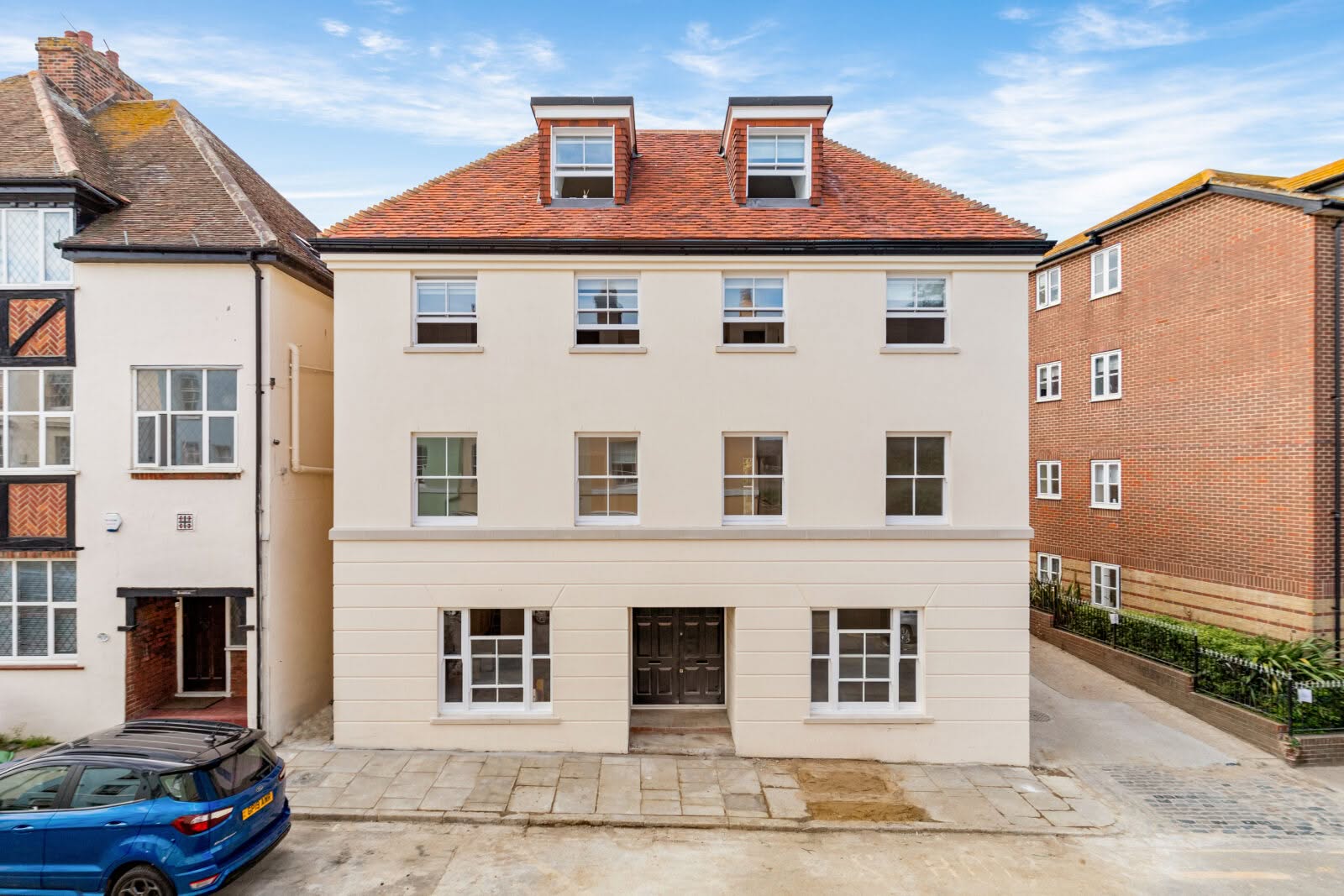 2 bedroom Apartment in Folkestone, Kent