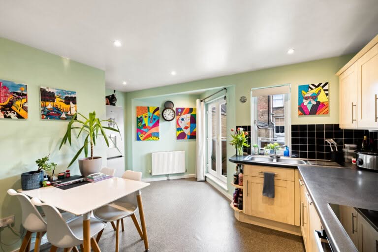 4 bedroom Town House in Folkestone